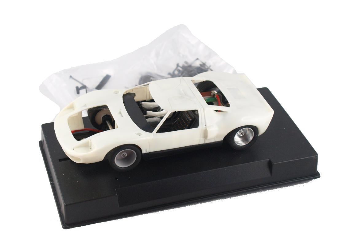 Slot.it - Reggio Emilia - White Kit with prepainted and preassembled parts - CA18z1