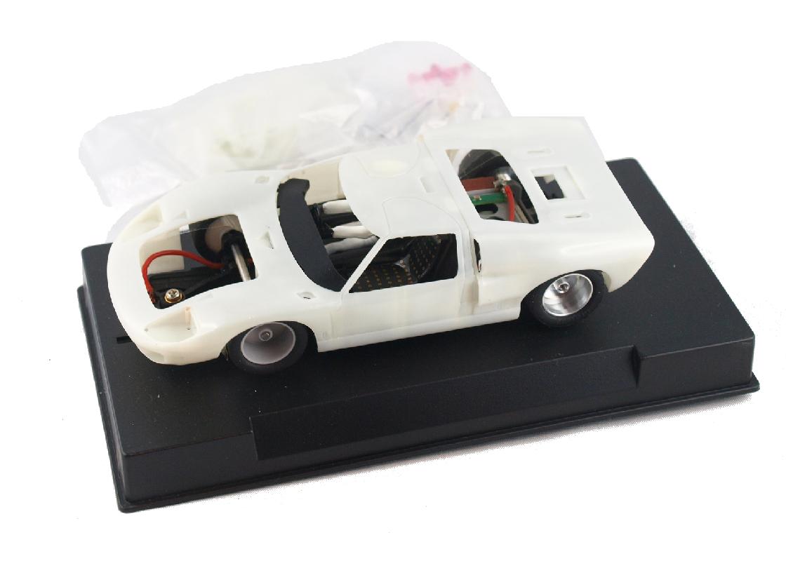 Slot.it - Reggio Emilia - White Kit with prepainted and preassembled parts - CA20z1